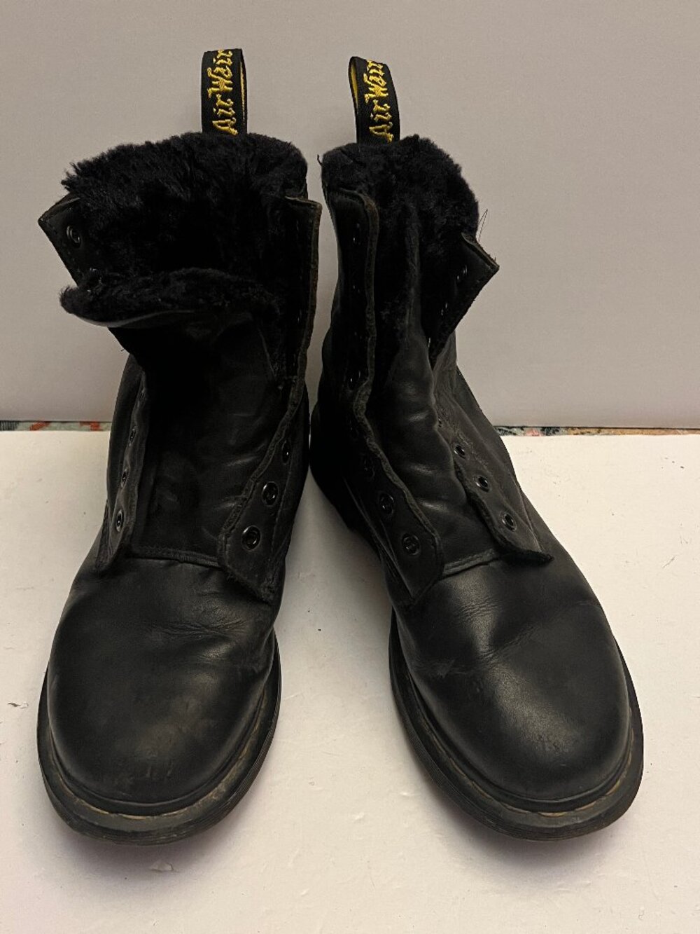 Dr. Martens Serena Faux Fur Lined Leather Boots - Size US 8 L / UK 6 / EU 39